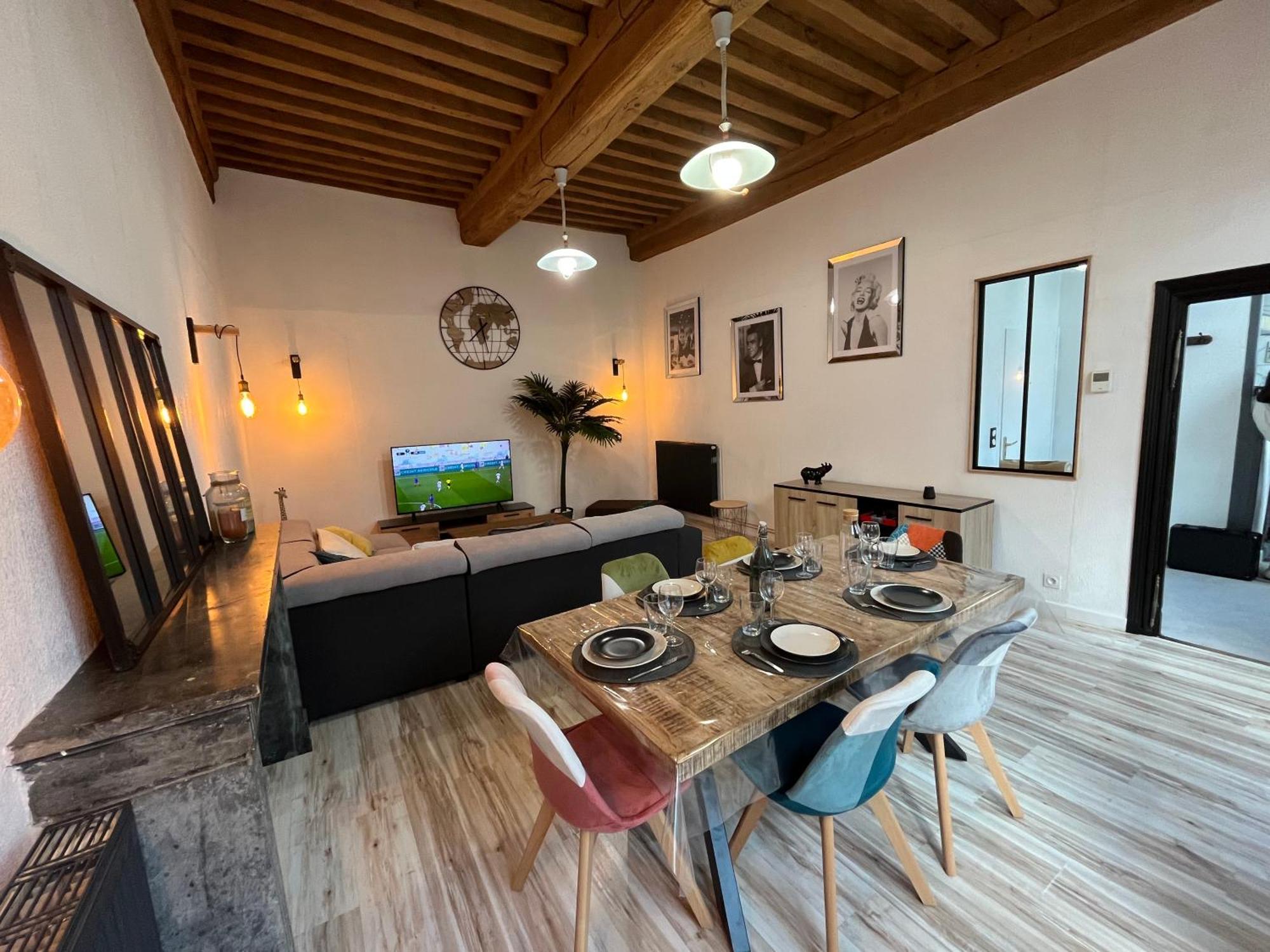Appartement 6 Personnes - Au Coeur Du Centre Ville Paray-le-Monial Esterno foto